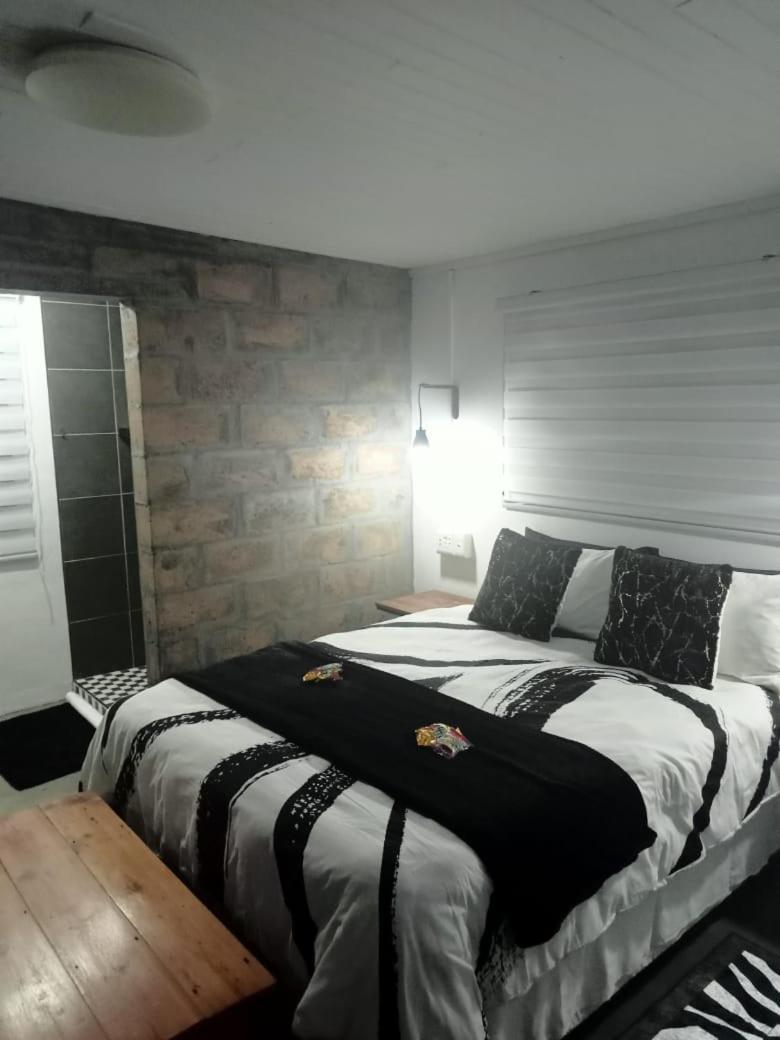 Prosper Stud Guest House Робертсон Экстерьер фото